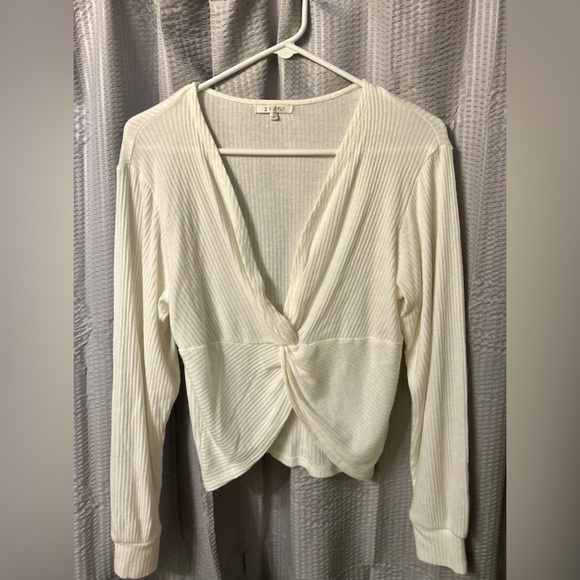 Z Supply Sweaters - Z supply Cream Twist Front sweater